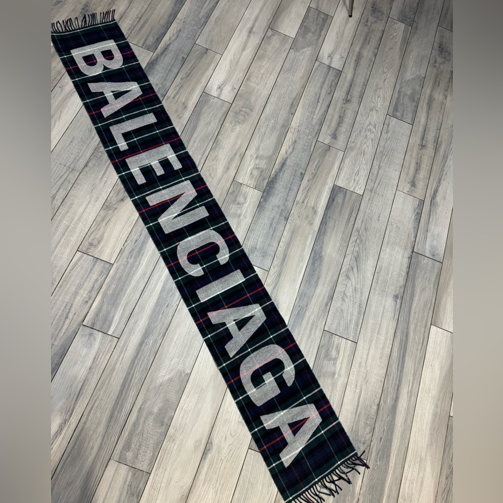 Balenciaga Multicolor Tartan Logo Scarf - Picture 4 of 8